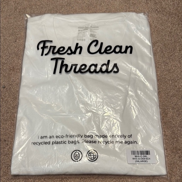 Fresh Clean Threads White Short Sleeve crew neck Tee size 3XL - Picture 1 of 2